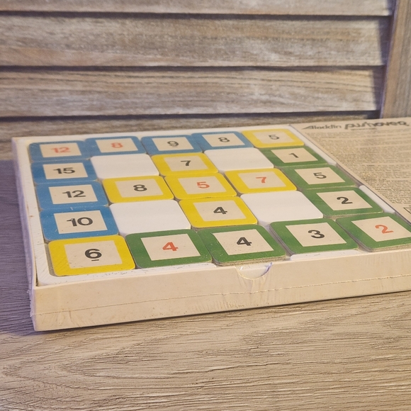 Vintage Sealed Aladdin Pushover Board Game Number Tiles - Picture 4 of 7